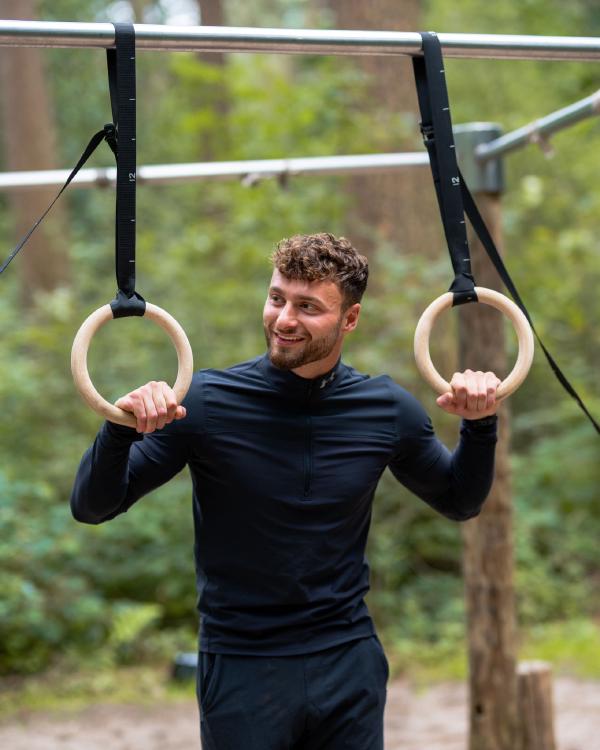 Functionele beweging en lichaamsgewicht oefeningen buiten